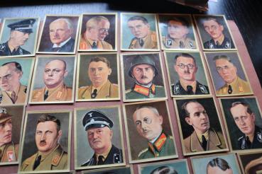 Preview: 42 seltene Sammelbilder - Wer führt das Dritte Reich ?